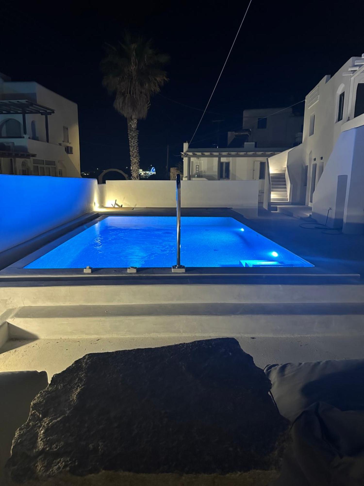 The Coast Suites Tourlos Zewnętrze zdjęcie